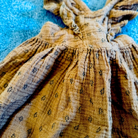 Zara | Linen Dress - Picture 2 of 3